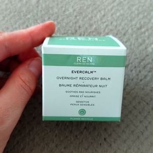REN Evercalm Overnight Recovery Balm